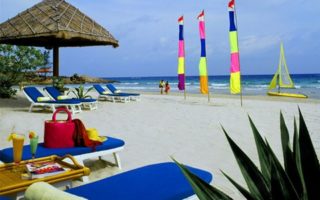 2631759-Bintan-Lagoon-Resort-Beach-16