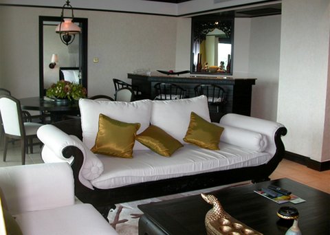 2631759-Bintan-Lagoon-Resort-Guest-Room-5