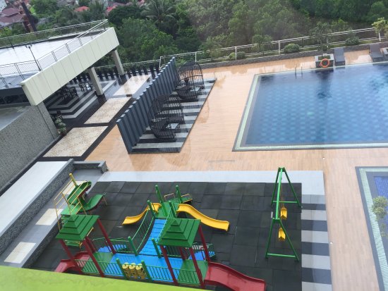 CK Tanjung Pinang Hotel Bintan Package Kids Playground