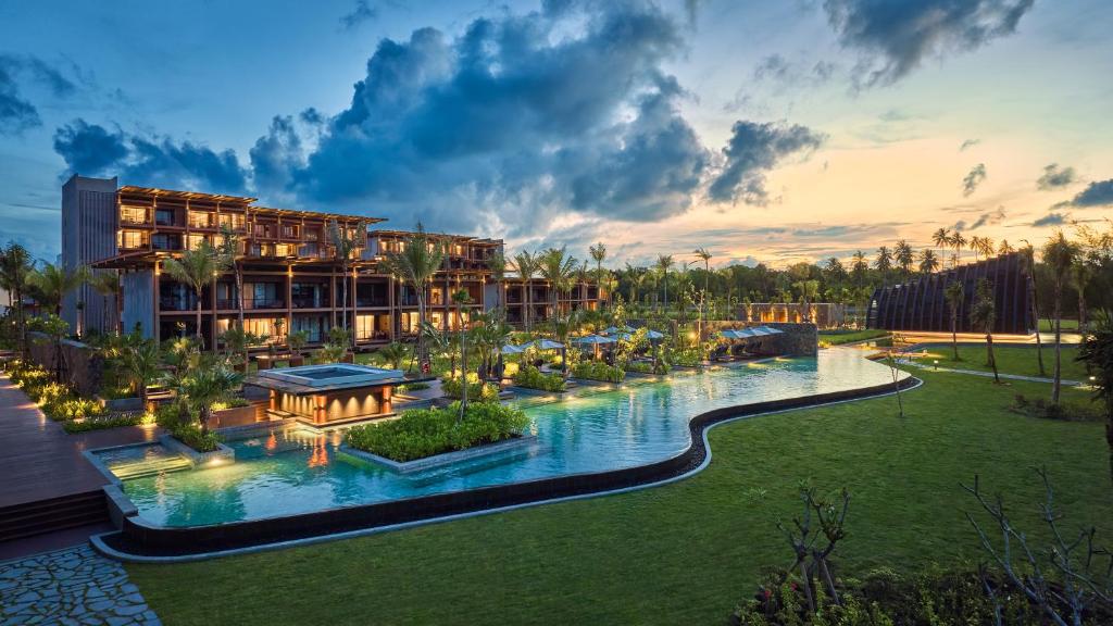 Hotel Indigo Bintan Lagoi Beach Resort Package 2